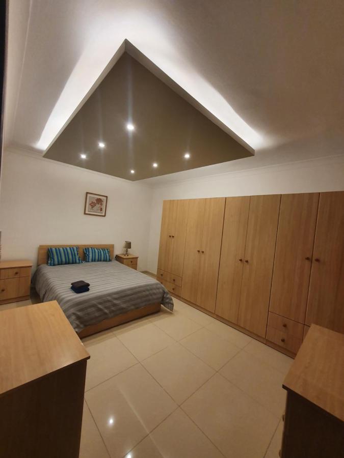 Savoy Apartment St. Paul's Bay Ngoại thất bức ảnh